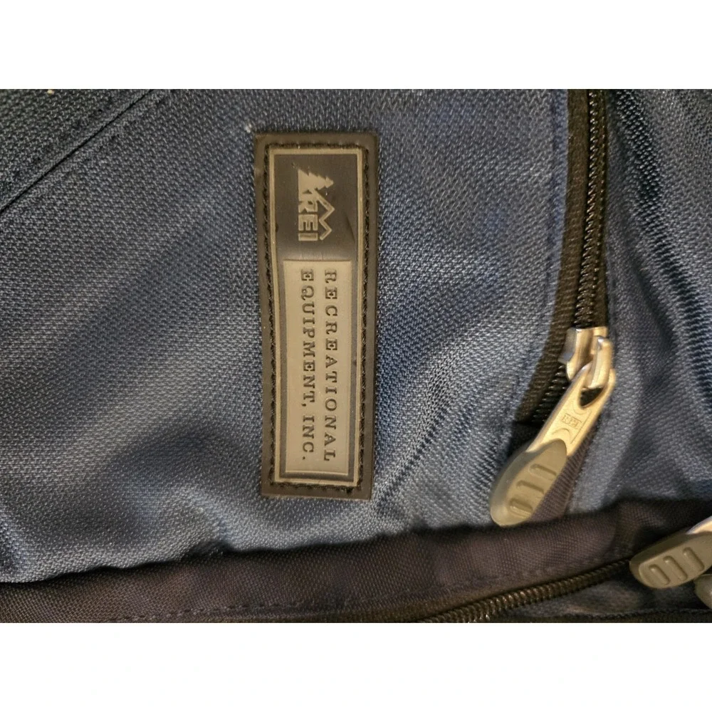 Vintage REI Hiking Backpack Padded Waist‎ Support Expandable Blue Multi Pocket